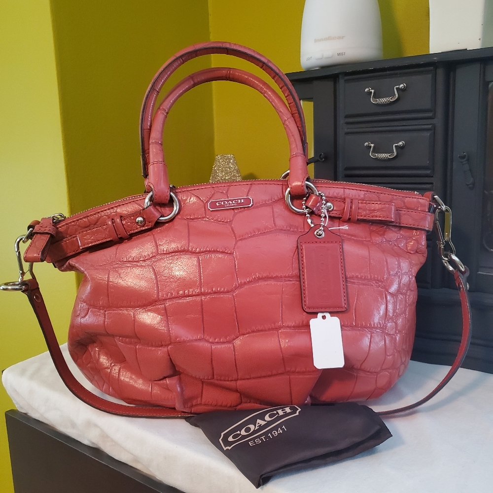 EUC COACH CROCODILE HANDBAG/SLING BAG RED ORANGE